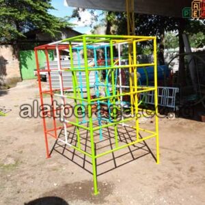 Distributor Suplier Mainan Outdoor Kandang Macan Sedang
