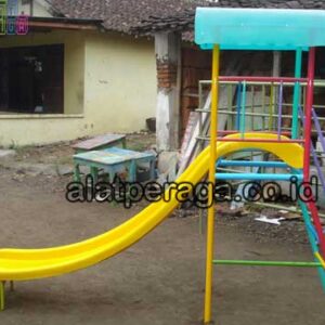 Distributor Suplier Mainan Outdoor Perosotan Fiber Rumah