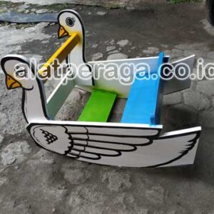 Distributor Suplier Mainan Peraga Edukasi Outdoor Angsa Goyang
