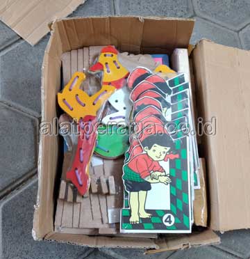 Pengiriman Alat Peraga Edukatif Kota Bandung