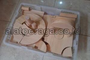 Distributor Balok PDK di Pesisir Barat