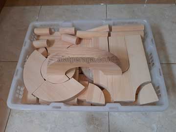 Jual Balok PDK Natural Pinus Pekalongan