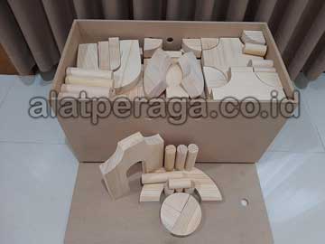 Jual Balok PDK Natural Pinus di Pringsewu