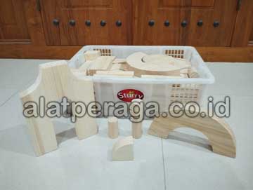 Jual Murah Balok PDK Natural Pinus di Gianyar