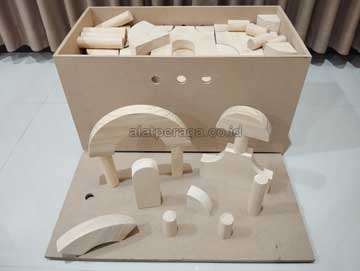 Toko Balok PDK di Kota Malang