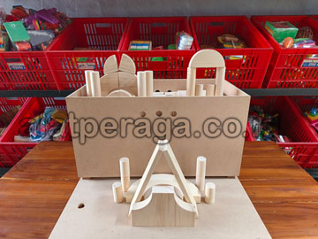 Distributor Balok PDK Natural Pinus di Jayawijaya