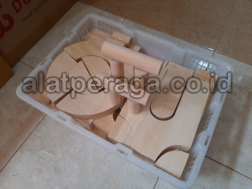 Distributor Balok PDK Natural Pinus di Kotawaringin Timur