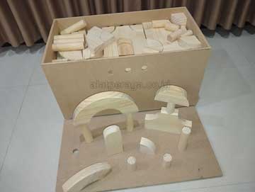 Distributor Balok PDK Natural Pinus di Landak