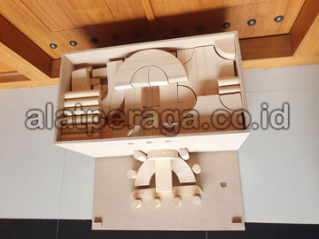 Distributor Balok PDK Natural Pinus di Sumbawa Barat