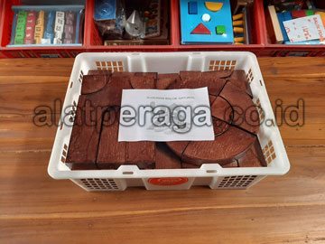 Distributor Balok PDK Plitur Pinus di Bolaang Mongondow Selatan