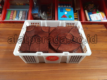 Distributor Balok PDK Plitur Pinus di Konawe Selatan