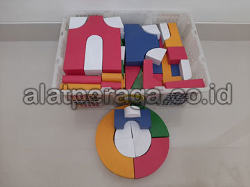 Distributor Balok PDK Warna di Lembata