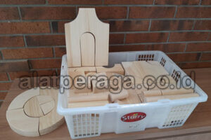 Distributor Balok PDK di Buru