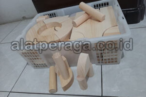 Distributor Balok PDK di Pegunungan Arfak