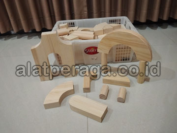 Jual Balok PDK Natural Pinus di Bintan