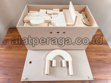 Jual Balok PDK Natural Pinus di Dompu