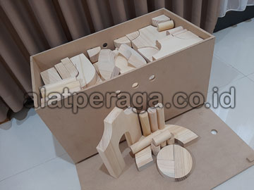 Jual Balok PDK Natural Pinus di Nias Barat