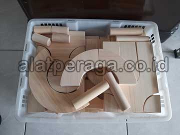 Jual Balok PDK Natural Pinus di Pidie