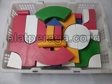 Jual Balok PDK Warna di Labuhanbatu Utara