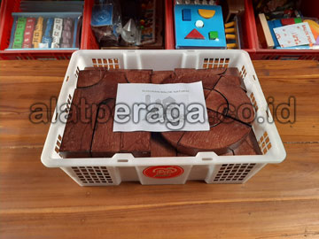 Jual Murah Balok PDK Plitur Pinus di Toraja Utara