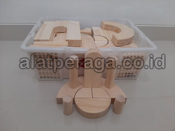 Produsen Balok PDK Natural Pinus di Minahasa Selatan