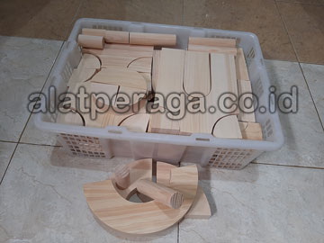 Produsen Balok PDK Natural Pinus di Tanah Laut