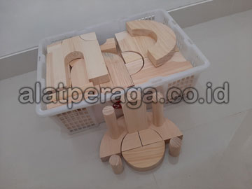 Toko Balok PDK Natural Pinus di Tanjungbalai