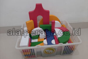 Toko Balok PDK di Halmahera Selatan