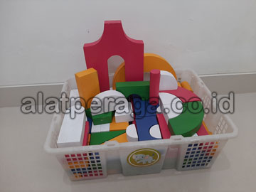 Toko Balok PDK di Halmahera Selatan