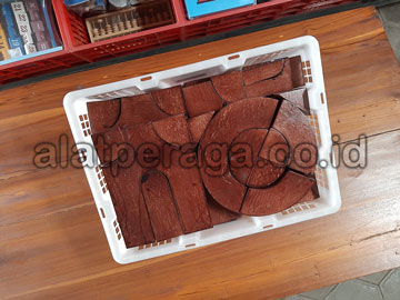 Toko Balok PDK di Kolaka Utara