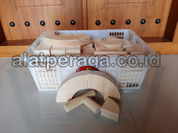 Toko Balok PDK di Kota Medan