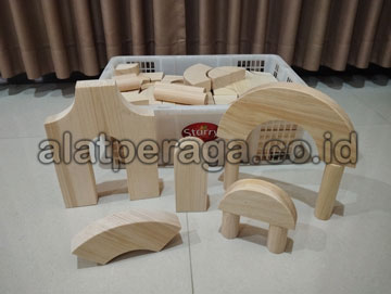 Toko Balok PDK di Mahakam Ulu