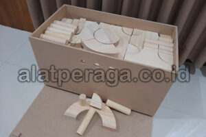 Toko Balok PDK untuk Anak Usia Dini di Nias