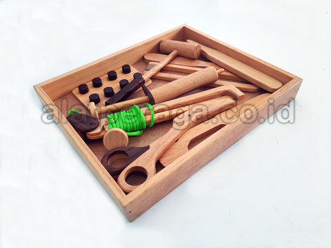 Mainan Edukatif Peran Profesi Alat Dokter